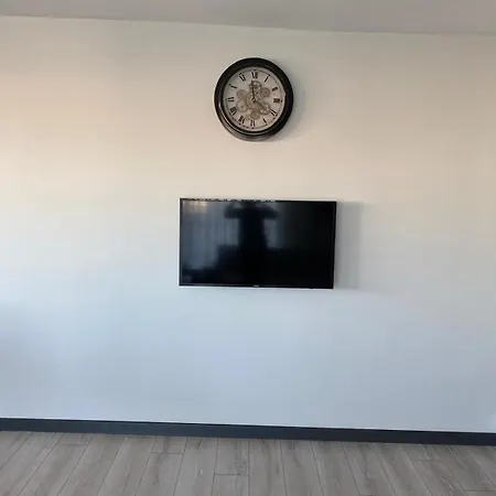 Appartement Denizmanzaralı Havuzlu Bahçe Katı *